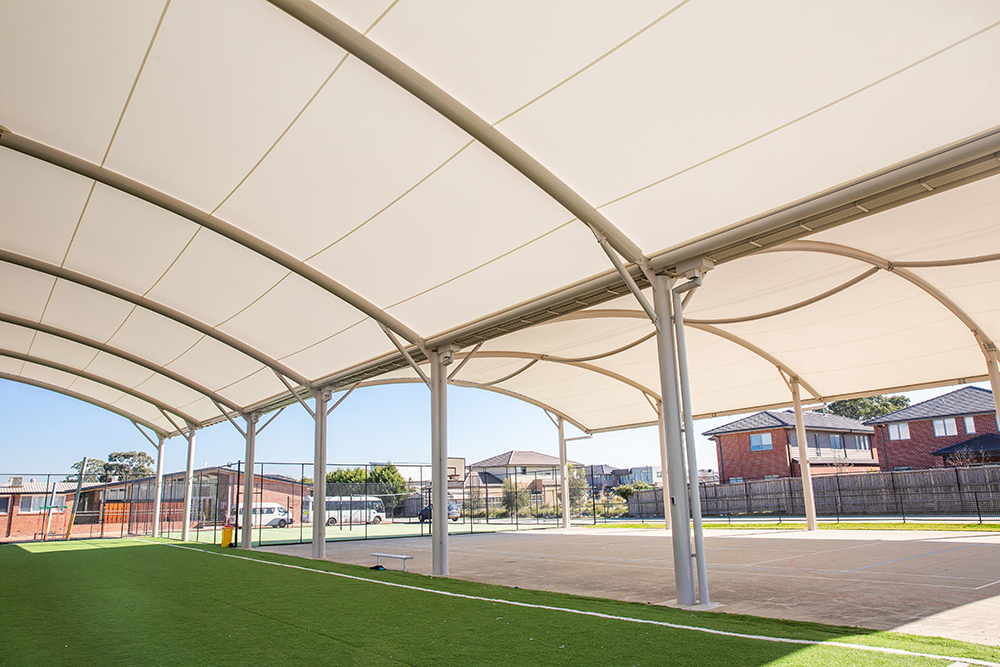 Sirius College court